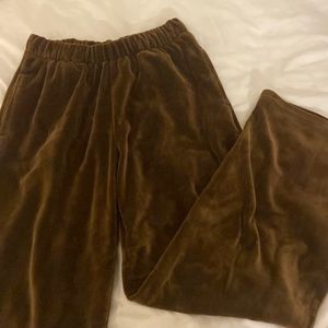 Southern Boutique Fuzzy Lounge Pants- Small